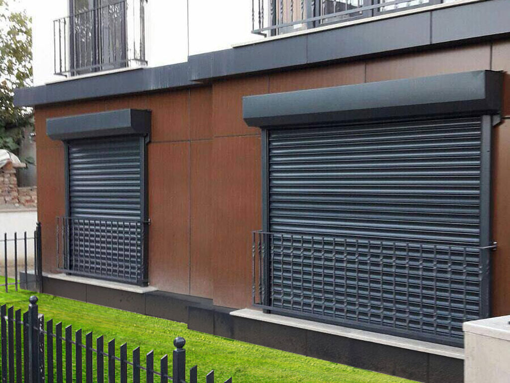 Modern tasarımlı dış mekan panjur sistemi